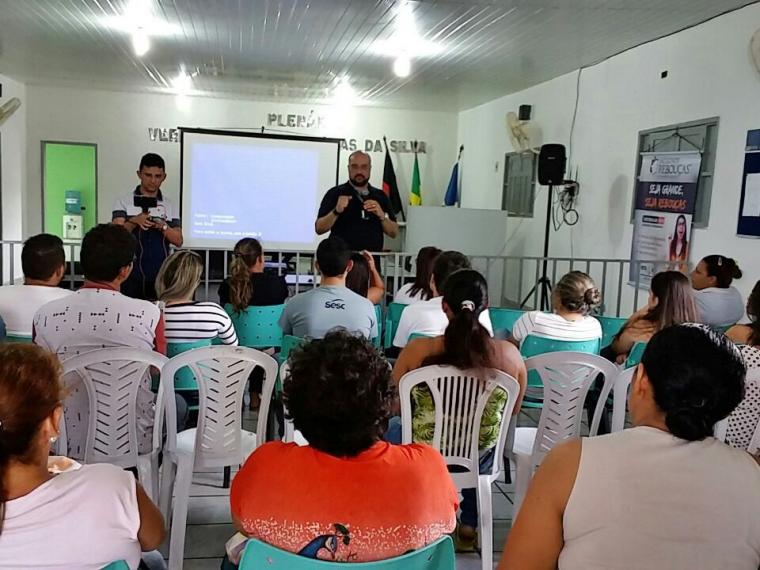 FRCG promove ação sobre entrevista de emprego em município da Paraíba