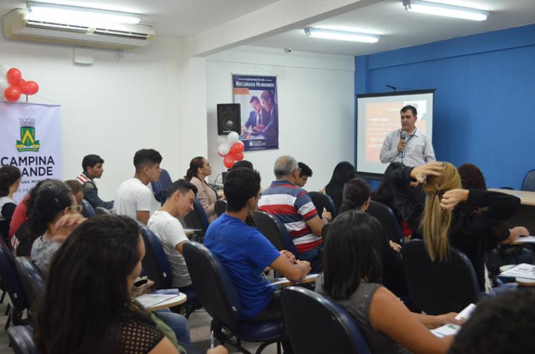 Faculdade Rebouças promove treinamento na Semana do Trabalhador do SINE Municipal de Campina Grande
