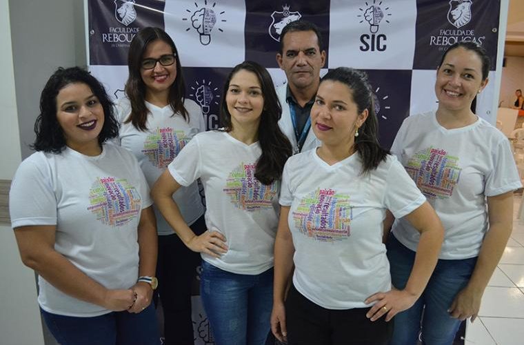 Alunas do curso em Gestão de RH publicam artigo em revista científica