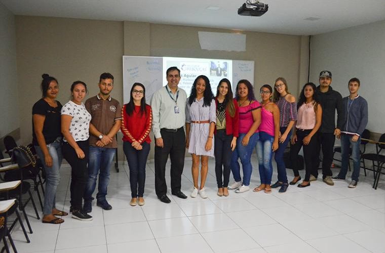 Faculdade Rebouças em parceria com o SIMEC promove minicurso de oratória para jovens de Lagoa Seca