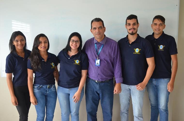 Alunos de Gestão de RH publicam primeiro artigo em revista científica