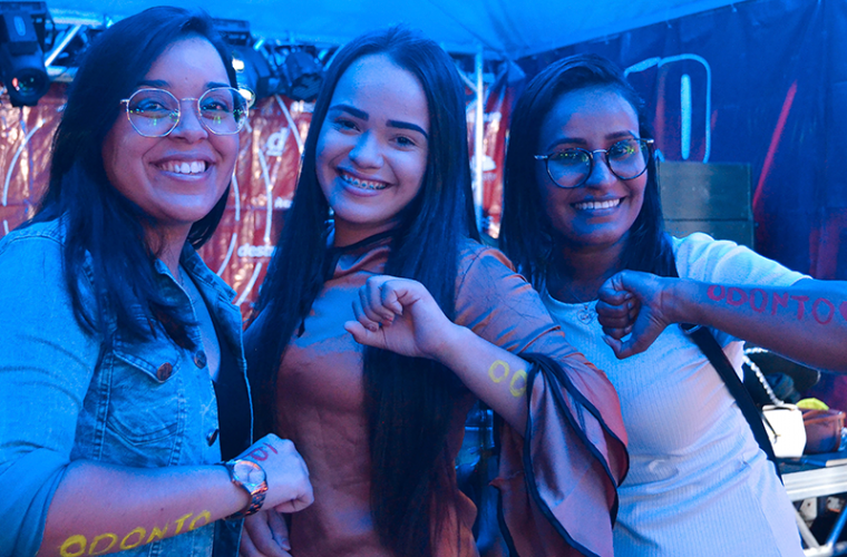 calouras de odontologia 2019.2 - Foto (assessoria de comunicação FRCG)